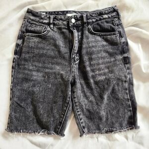 PacSun High Rise Mom Jean Shorts 27 Raw Hem Black Denim Cutoff Vintage Wash